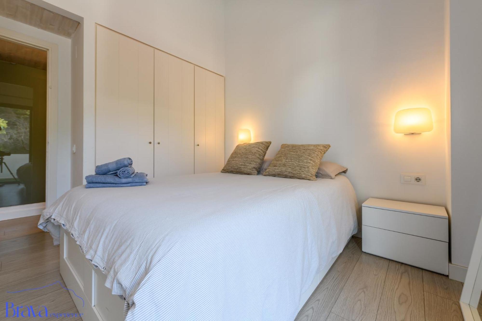 Duplex Sa Tarongeta - 5' Playa I Vistas I Terraza 20M2 I Ascensor I Equipado Apartman Cadaqués Kültér fotó